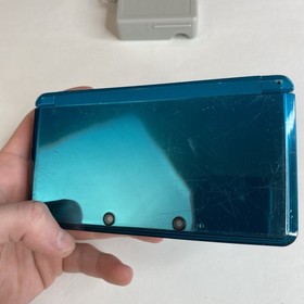 Nintendo 3DS Handheld Video Game Console Blue CTR-001 (USA) W Charger Stylus
