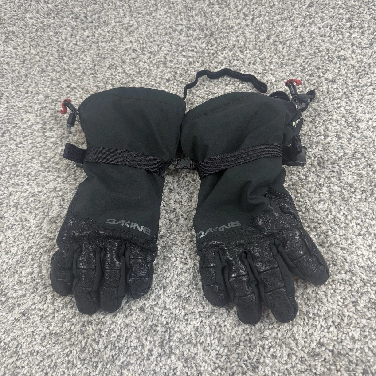 DAKINE Gloves Gore-Tex Mens 8.5/M Primaloft Black Plus Warm Ski Snow Highline
Opens in a new window