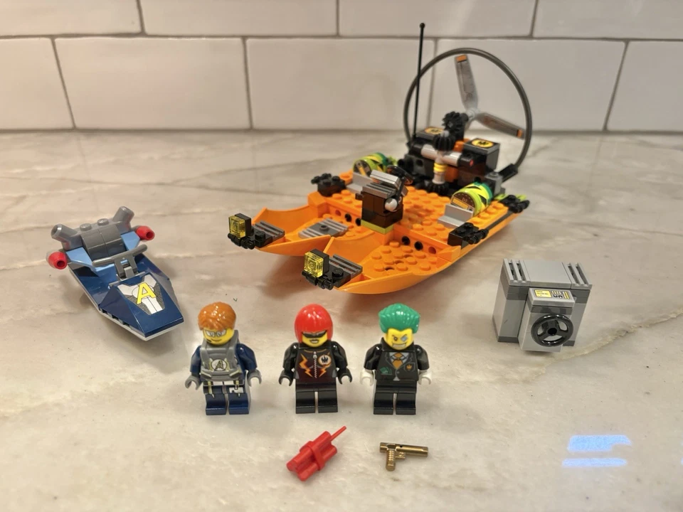 LEGO Agents set (8968) - River Heist (100% Complete) - Image 3 of 4
