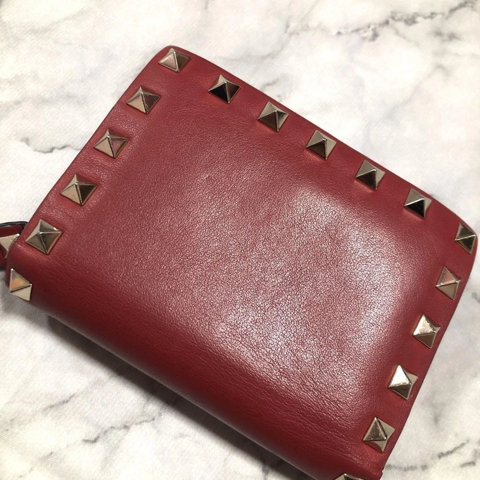 Valentino Mujer Accesorios Tachuelas Cartera Compacta Doble Plegable Mini Rojo Edición Limitada Foto 2 de 4