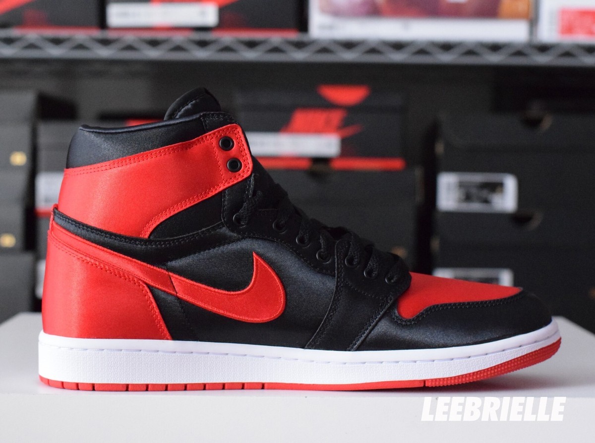 Nike Air Jordan 1 Retro High OG Satin Bred FD4810-061 Nike Air Jordan 1 Retro High OG Satin Bred FD4810-061