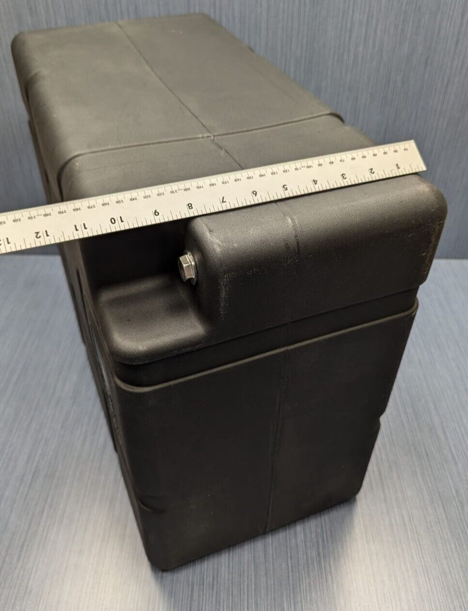 Cummins DEF 15 Gal Urea Tank A065K884 5510459 DIESEL EXH. FLUID HEADER 5513910