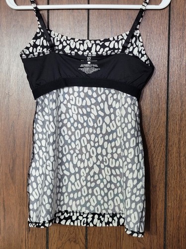 New York & Company Tank Top Size S Black White Geometric Shelf Bra & Adjustable - Bild 10 von 11