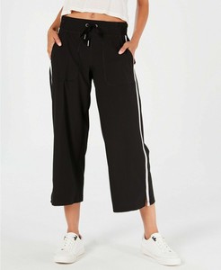 wide legged capri pants