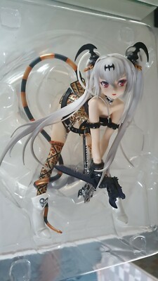 Top Model Queens Gate Alice Limited Edition Figur