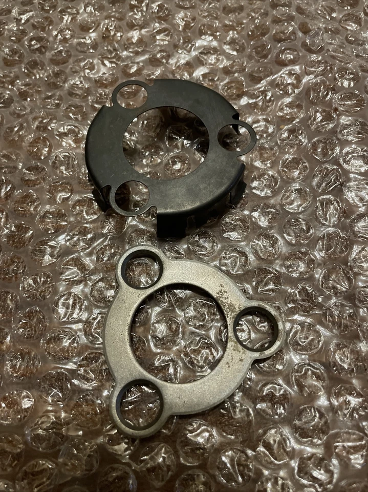 Nuevo de Lote Antiguo Chevrolet 1959-1960 Botón de Bocina GM 3755680 Biscayne Brookwood Elcamino 59-60 Foto 2 de 4