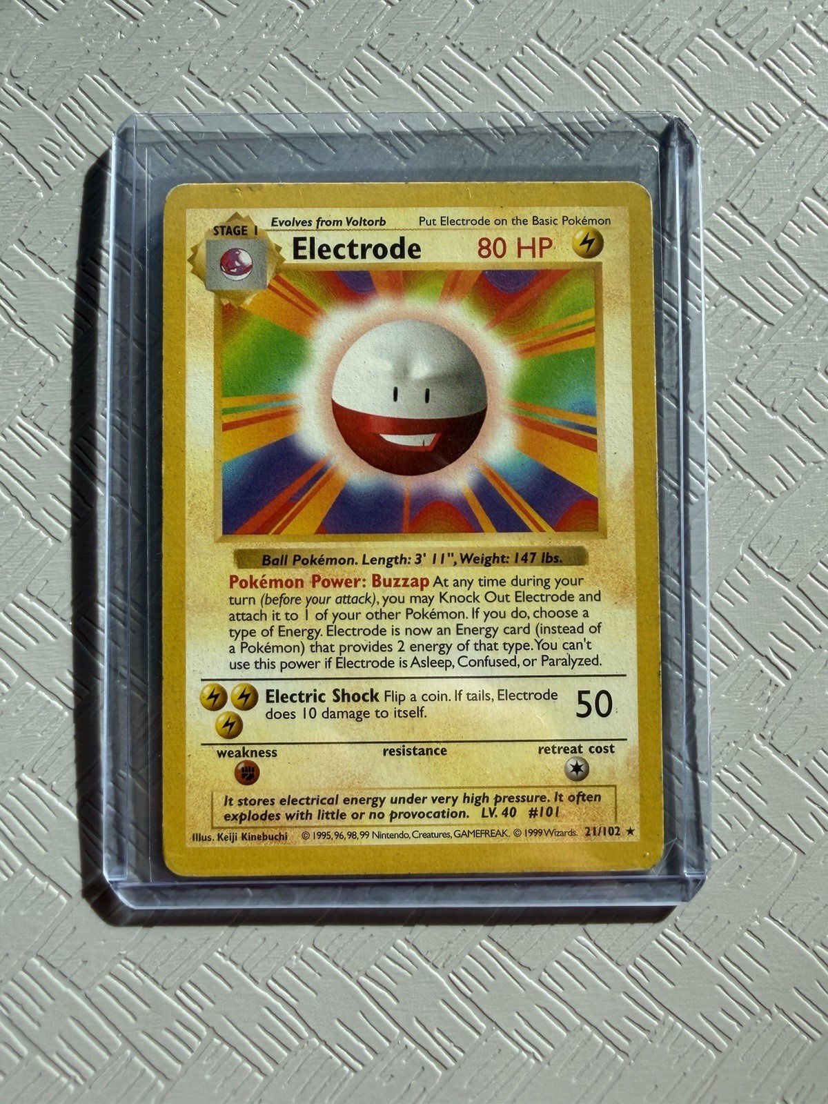 1999 Pokemon Base Set SHADOWLESS #21 Electrode MP