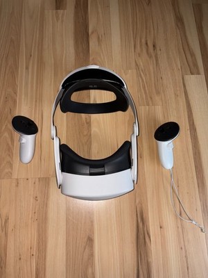 Meta Quest 3S 128GB All-in-One VR Headset with Controllers and Head Strap