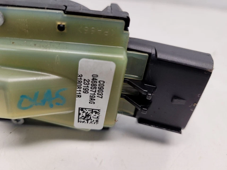 2008 Dodge Caliber (2.4L / AWD) Ignition Switch *ONLY* PN: 4685719AG - Image 4 of 4