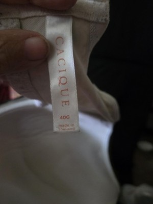 Cacique Women's
