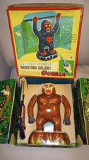 VINTAGE 1960'S MODERN TOYS JAPAN TIN SHOOTING GALLERY ROARING GORILLA ORIG. BOX