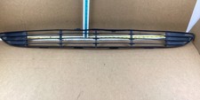 2000-2004 Ford Focus Front Bumper Lower Grille Wo Fog Lamps