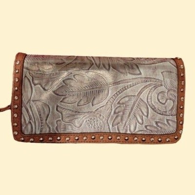Blazin Roxx Leaf Pattern Brown Clutch/Wristlet