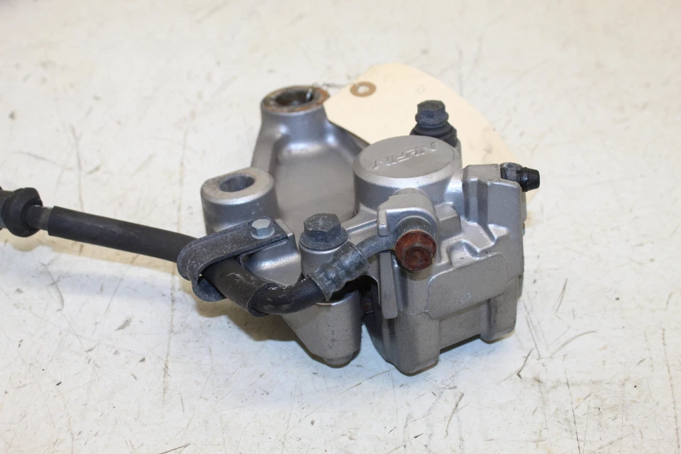 MONTAJE DE PINZA DE FRENO DELANTERA HONDA ACE 1100 VT1100 97 OEM CON LÍNEA Y MONTAJE H12 Foto 4 de 4