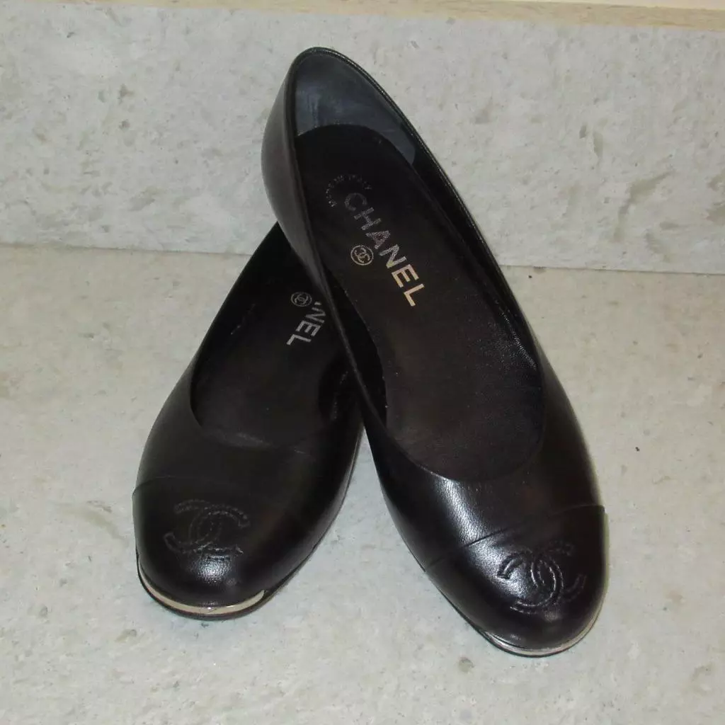 Chanel Black CC Logo Silver Kick Leather Ballet Ballerina Flat Shoes 36.5  6.5