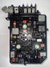 2017 Chevrolet Cruze Fusebox Relay Module 39049710