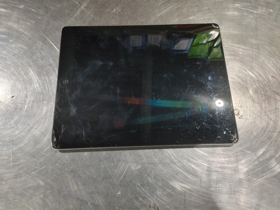 iPad 2 Black 16GB and Leather Case with Keyboard Bundle Power Tested - Fair - Image 3 of 4