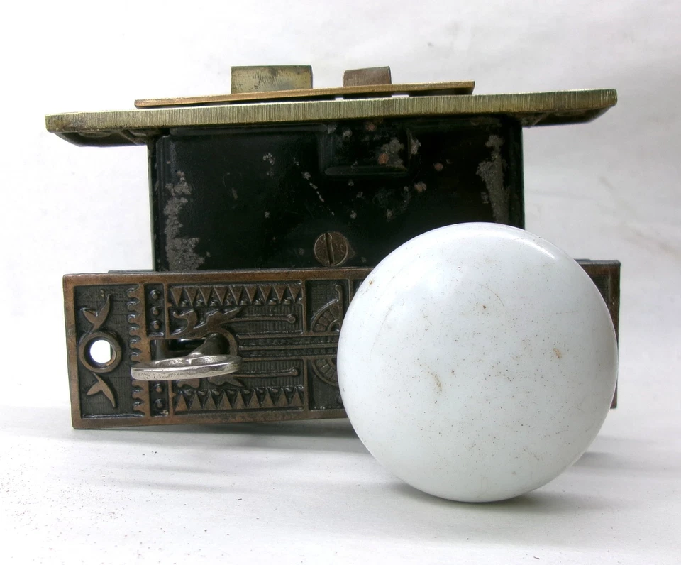 Antiguo Juego Placas Traseras EASTLAKE Porcelana Blanca Perillas Puerta Cerradura Mortaja con Llave Foto 4 de 4