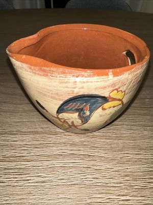 Vintage Signed Bowl w/ Spout Penn.  Dutch Don t Put All Your Eggs In One Basket