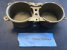 2003 2002 2001 2004 Subaru Outback Front Console Cup Holder