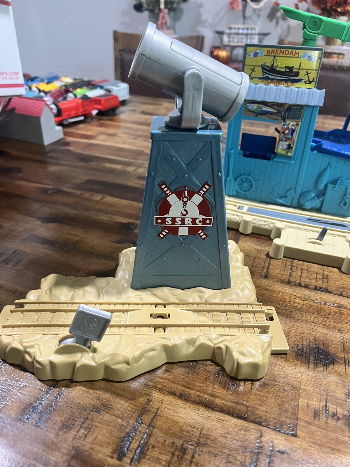 Picture 4 of 16