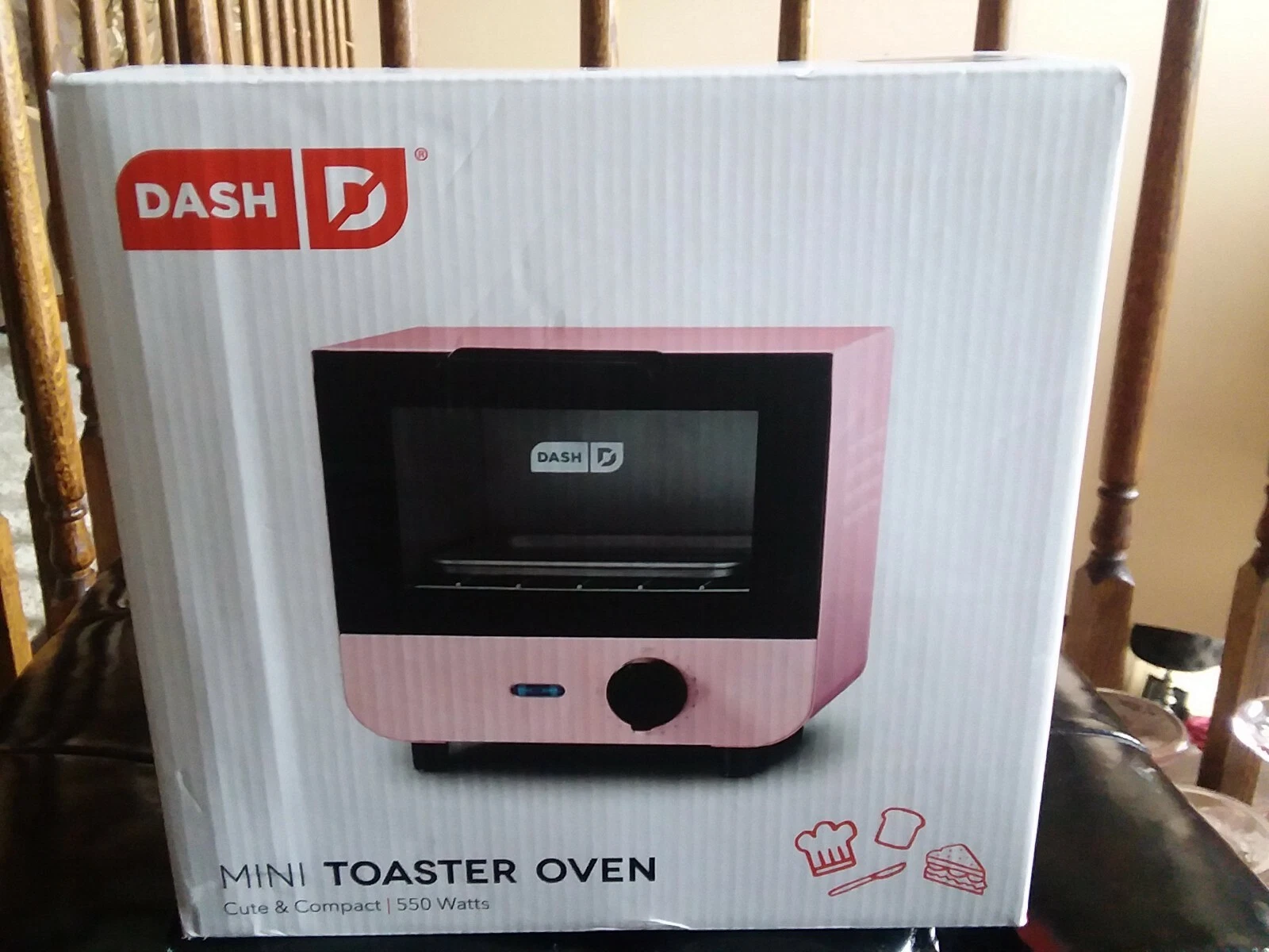 Dash DMTO100GBPK04 Mini Toaster Oven Cooker Pink New