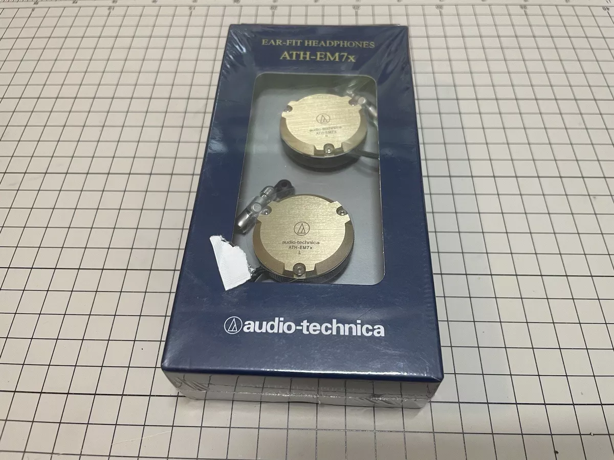 Audio-Technica ATH-EM7 X GOLD VERY RARE Persona 3 Protagonist Earphone EM7X Audio-Technica ATH-EM7 X GOLD VERY RARE Persona 3 Protagonist Earphone EM7X