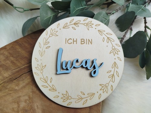 Personalisierte Holzscheibe zur Namensverkündung und als Erinnerungsstück - Bild 8 von 20