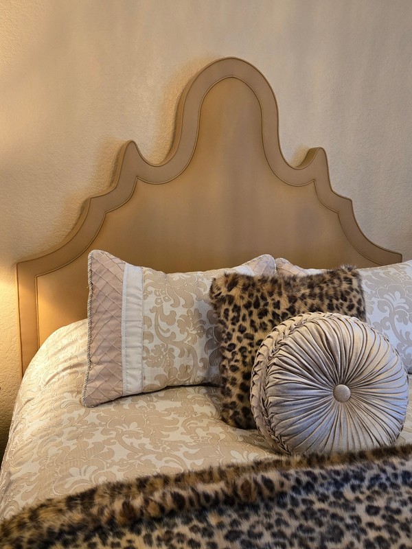 Soft Vegan Pebbled Leather Queen Size Headboard Exellent Condition