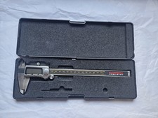 Carrera Precision 8" Fractional Digital Caliper Stainless Steel w/ Battery 200mm