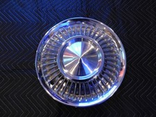 1956 1957 Lincoln Continental Mark Ii Oem Hubcap - Nice