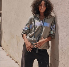 Free People Movement Women's Away We Go Half Zip Sage Stone Small NWT 128 MSRP