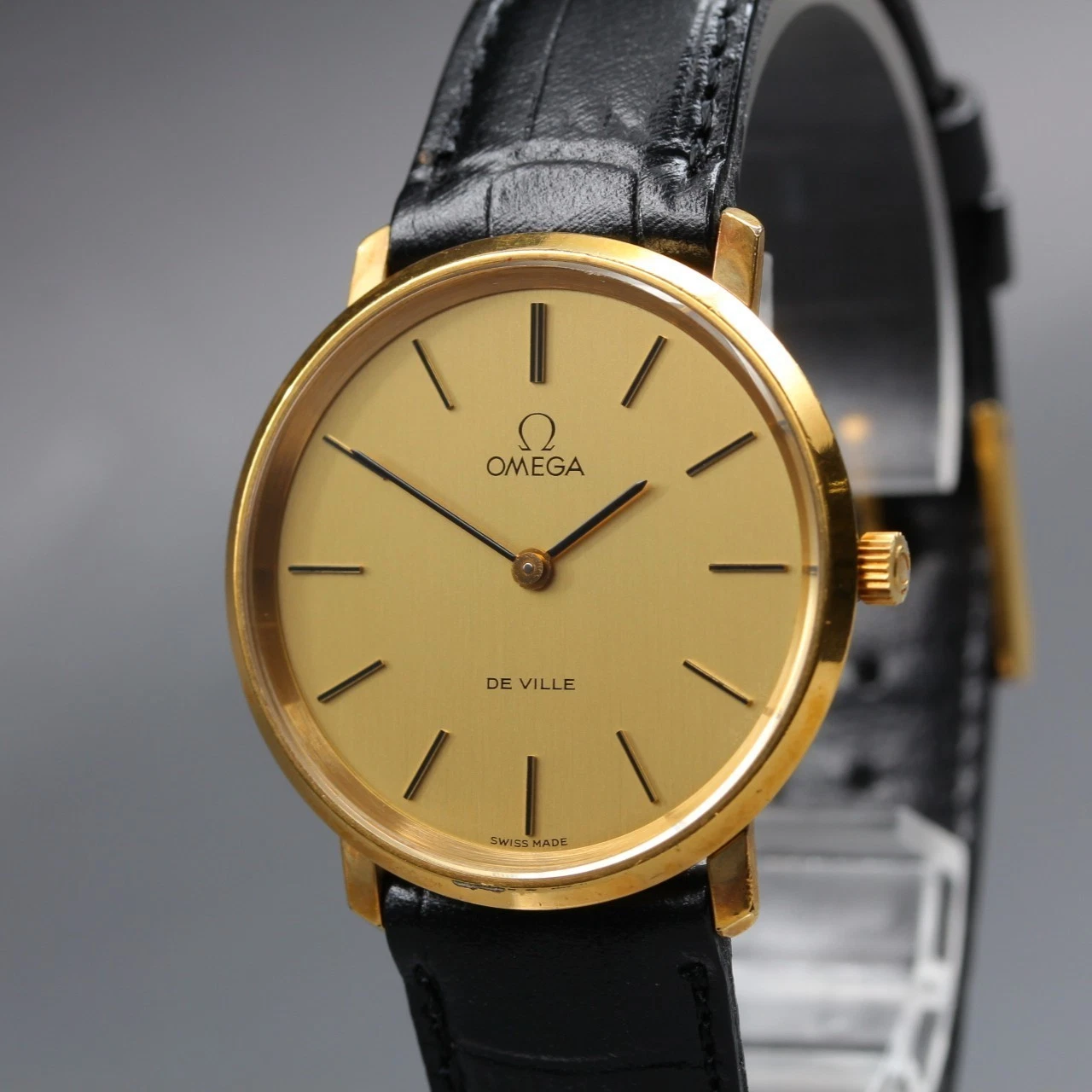 Omega — Vintage [N Mint-] OMEGA De Ville Cal. 625 Gold 32mm Men's Manual Watch JP U983