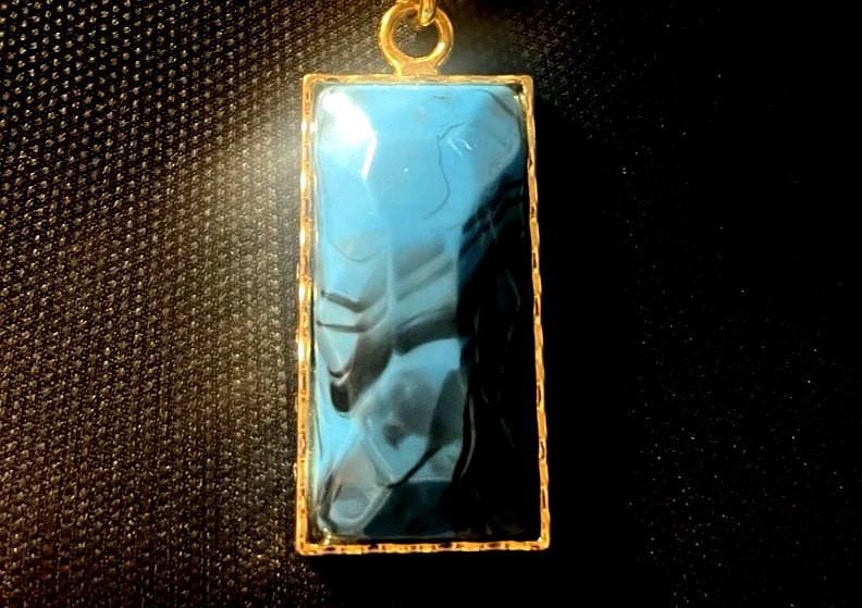 大号方形围兜领项链蓝色/蓝绿色大理石宝石金色厚重几何图案 — 第 2/3 张图片