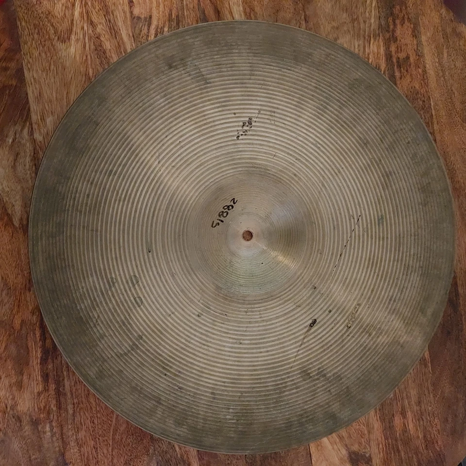 "Platillo Zildjian Ride vintage años 60-70 sello pequeño Avedis 20"" enlace de video" Foto 3 de 4
