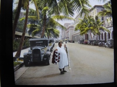 1926 Hawaii Street Lei Vendor Magic Lantern Hand Tinted Glass Slide Photo