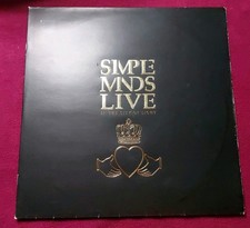 SIMPLE MINDS LIVE Schallplatten „Einfache Köpfe leben in der Stadt des Lichts“.