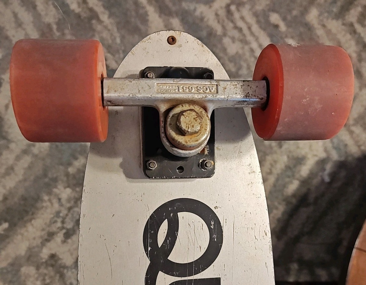 Quicksilver Powell/Tom 70kg downhill/slalom race skateboard