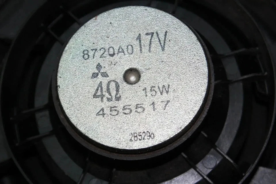 1 haut-parleur de porte 4 Ω 15 W 8720A017V Mitsubishi L200 année de construction - Photo 4/4