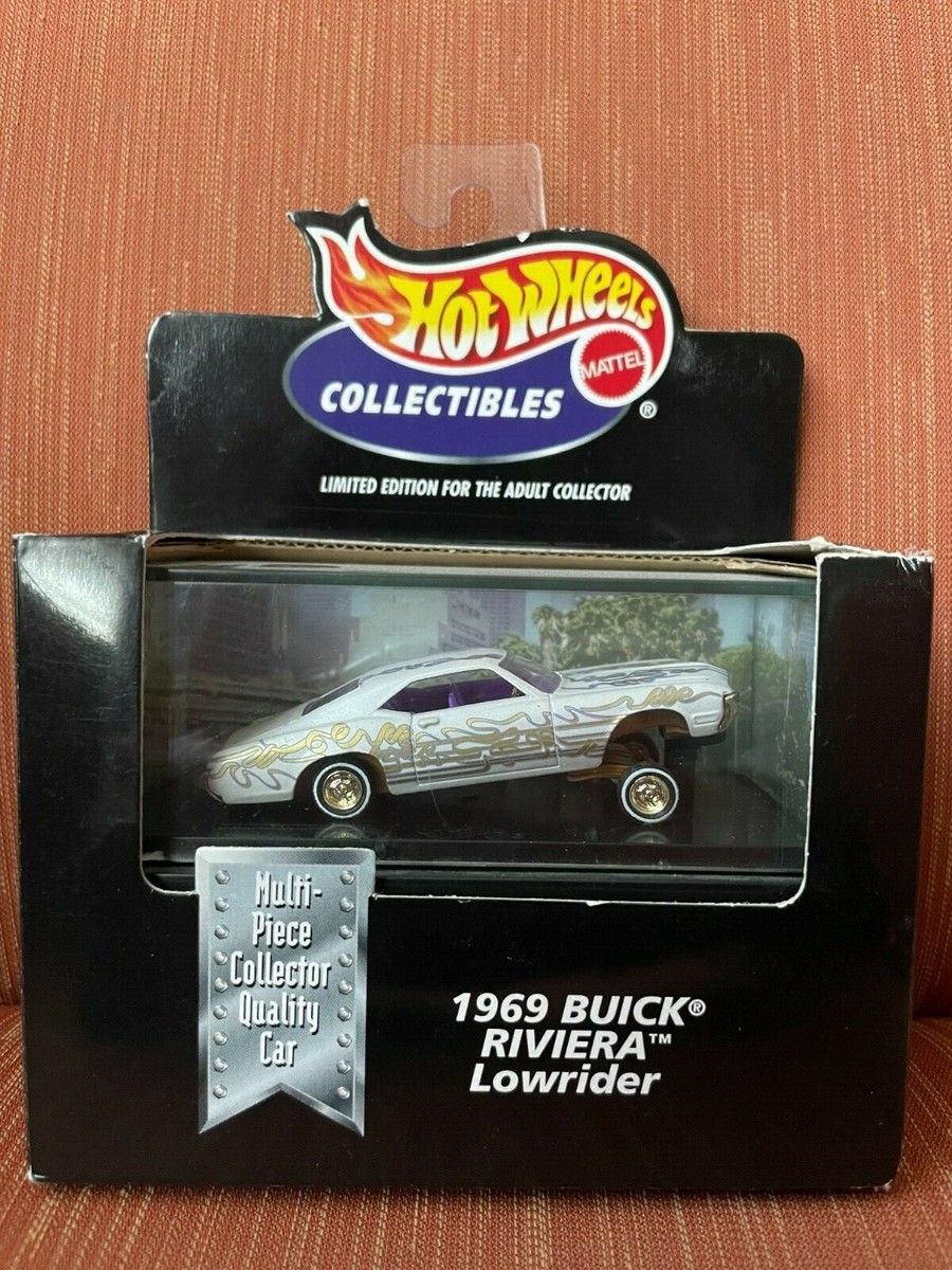 100%ホットウィール　ローライダー　リビエラ　BUICK RIVIERA 1969 Buick Riviera Lowrider Hot Wheels Collectibles - White - In