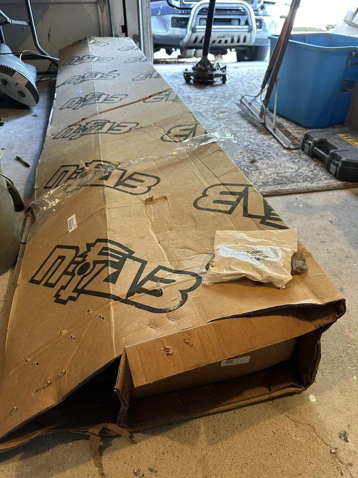 Barra escalonada Nerf rueda a rueda N-Fab F99105CC-6-TX con acceso a cama Ford F250/F350 SRW Foto 4 de 4