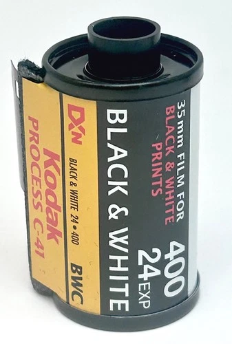 13 Rolls VTG Expired 35mm Film Lot B&W & Color w/Cases- Unit T56 image 7