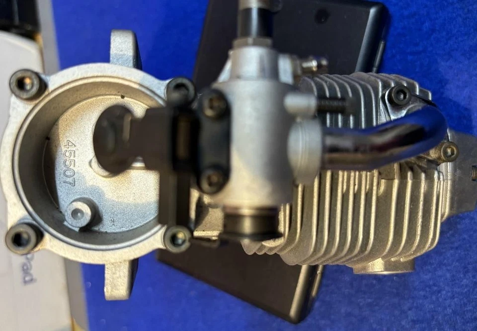 New Old Stock Os FS 120 Engine Four Stroke Surpass RC nitro engine Never run. - Image 4 of 4