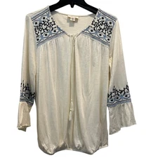 Style Co Embroidered Top Cream Blue Floral Bell Sleeve Women's Medium Boho