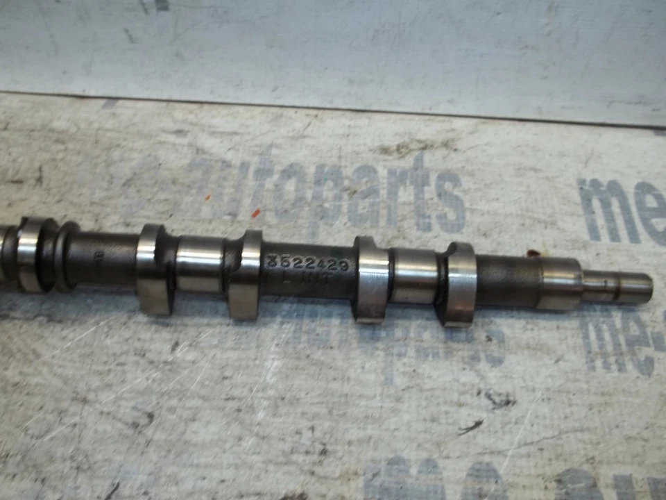 1995-1999 Cadillac Northstar 4.6L VIN Y Left Intake Cam Shaft Camshaft 3522429 - Image 2 of 4