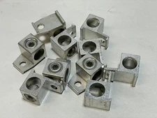 ILSCO D3149 300MCM-1 Terminal Lug (Lot of 10)