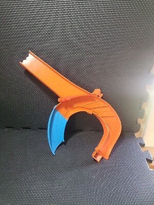 Hot Wheels Gator Car Wash Part 2 Small Blue & Orange Track Connector F Pieces 