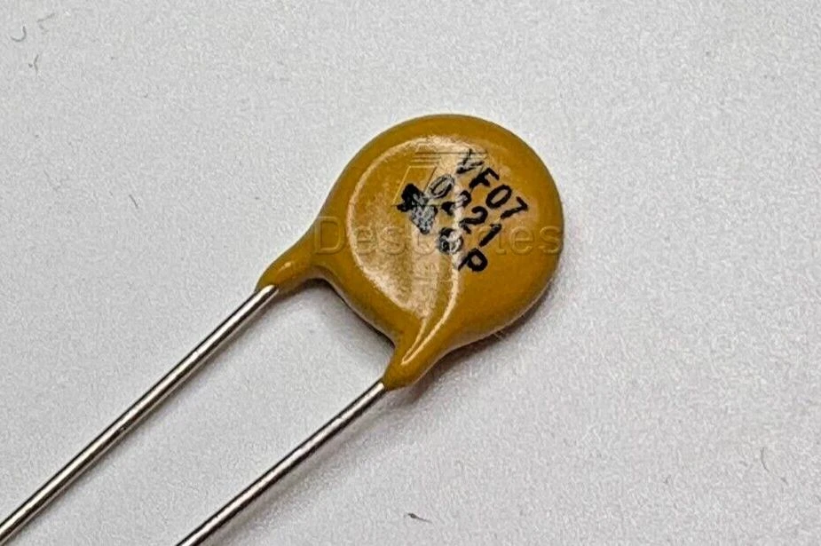 10pcs - THOMSON VF07M10221K Zinc Oxide Varistor - Image 2 of 4