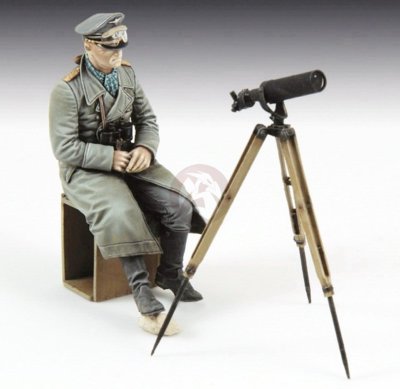 Royal Model 1/35 Erwin Rommel with Binoculars on Tripod Libya 1942 WWII 820