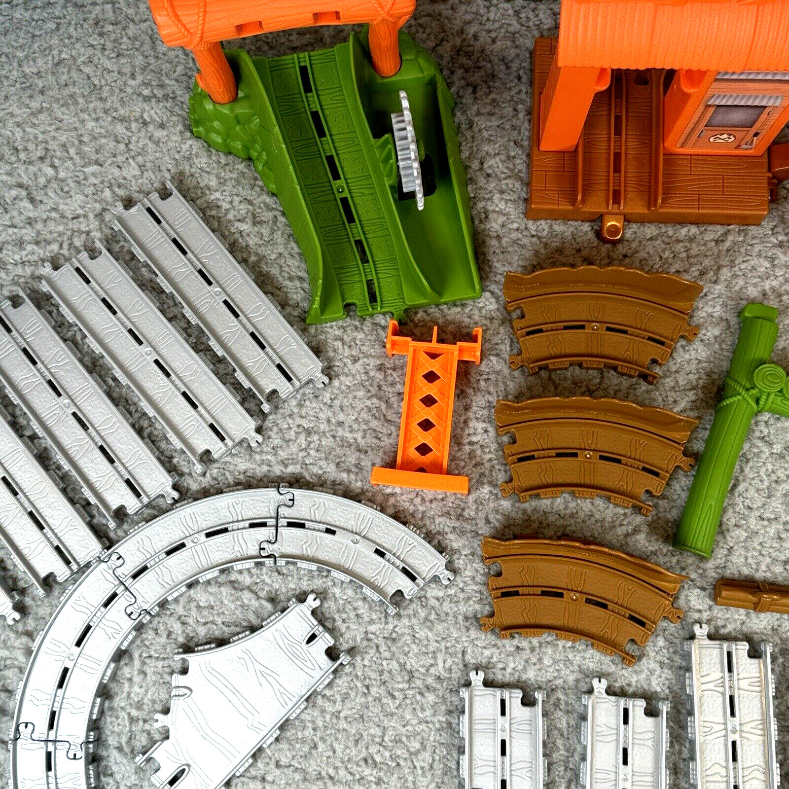 Thomas & Friends Train Crane Track Set Engine Track Structures Limited Lot 32